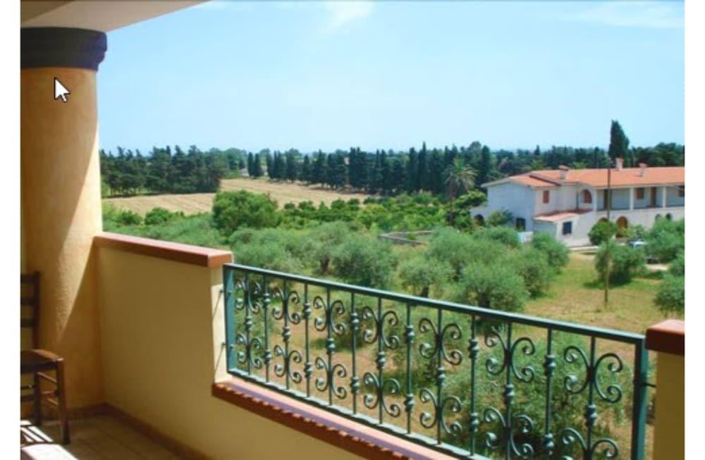 Hotel Baia Marina Orosei Extérieur photo