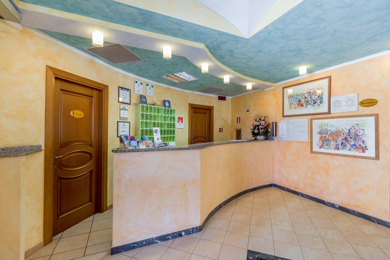 Hotel Baia Marina Orosei Extérieur photo