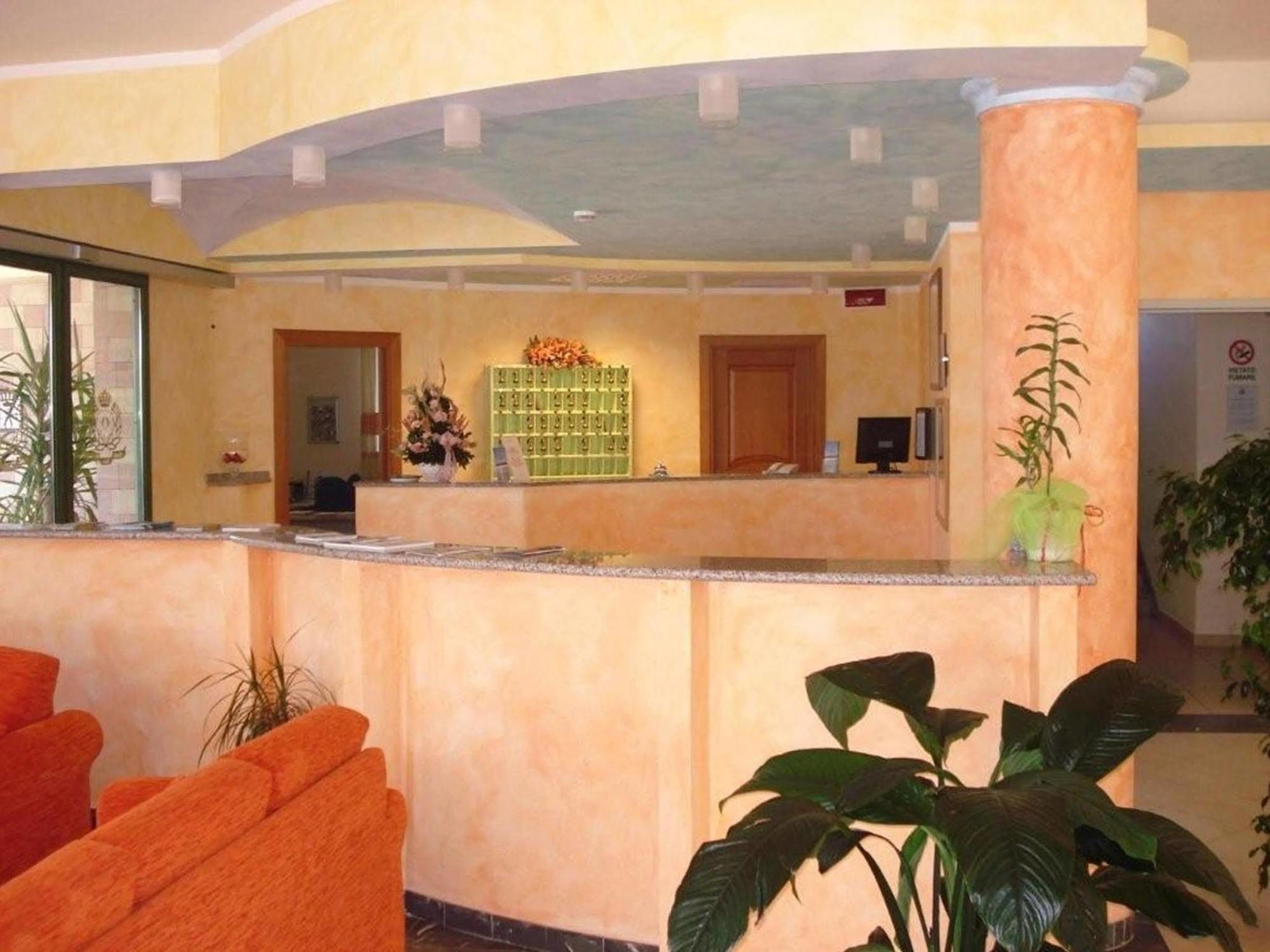 Hotel Baia Marina Orosei Extérieur photo
